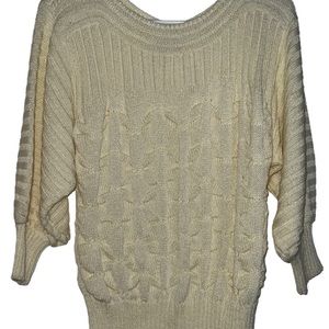 Vintage womens  Savion cream sweater size 12 made in the USA